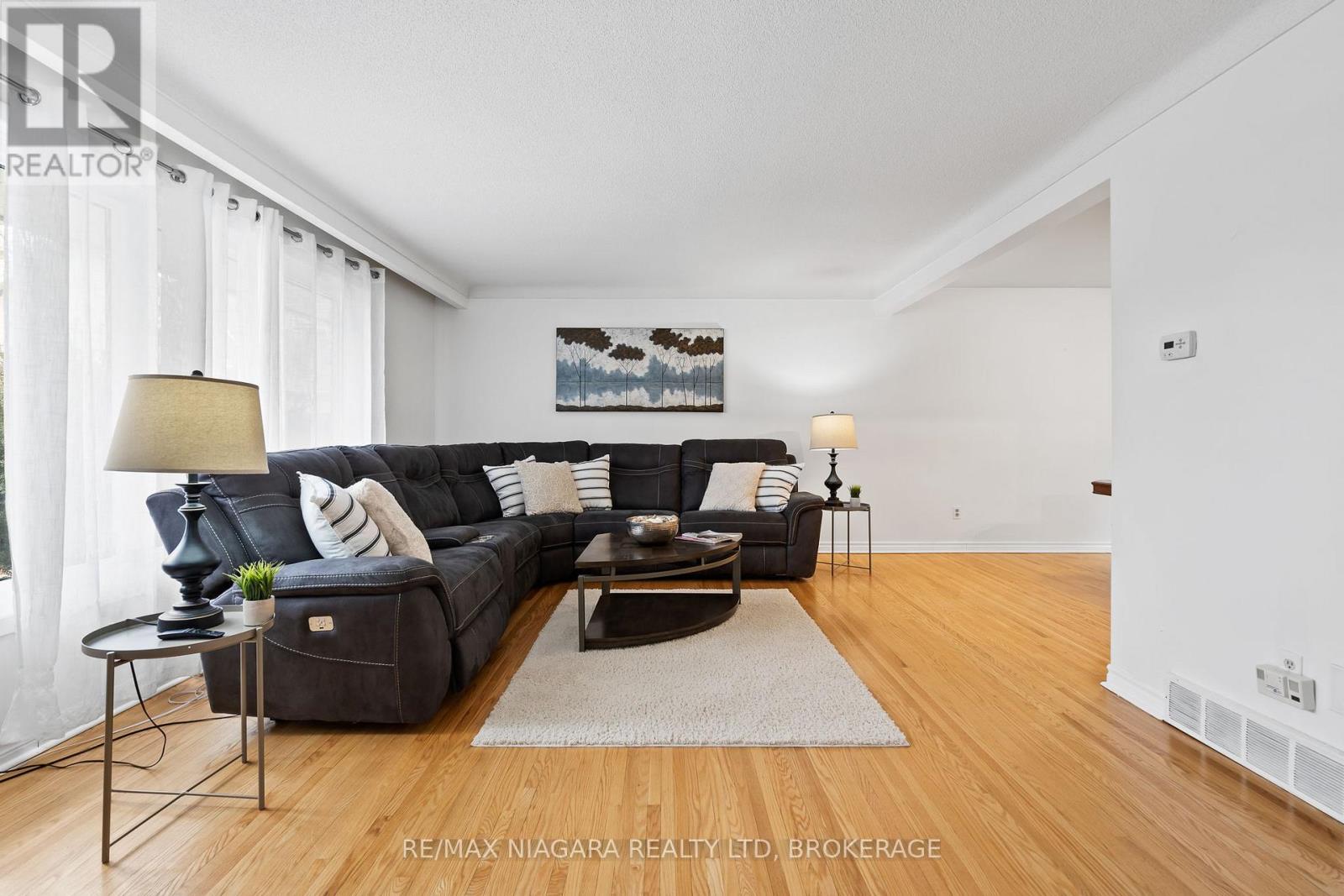 4 Tanner Circle, St. Catharines, Ontario  L2N 3M9 - Photo 6 - X13411274