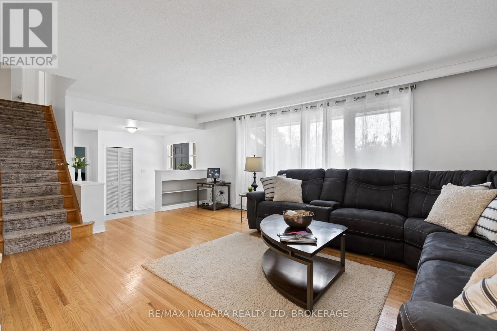 4 Tanner Circle, St. Catharines, Ontario  L2N 3M9 - Photo 8 - X13411274