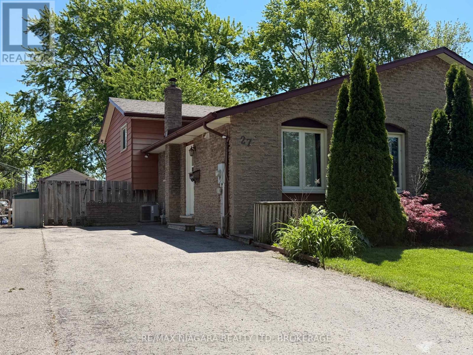 UPPER - 27 NOTTINGHAM COURT, Welland, Ontario