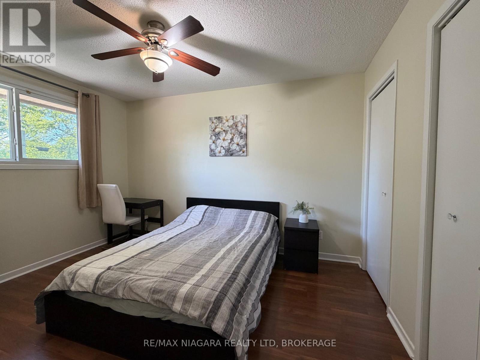 Upper - 27 Nottingham Court, Welland, Ontario  L3C 5X4 - Photo 11 - X13411432