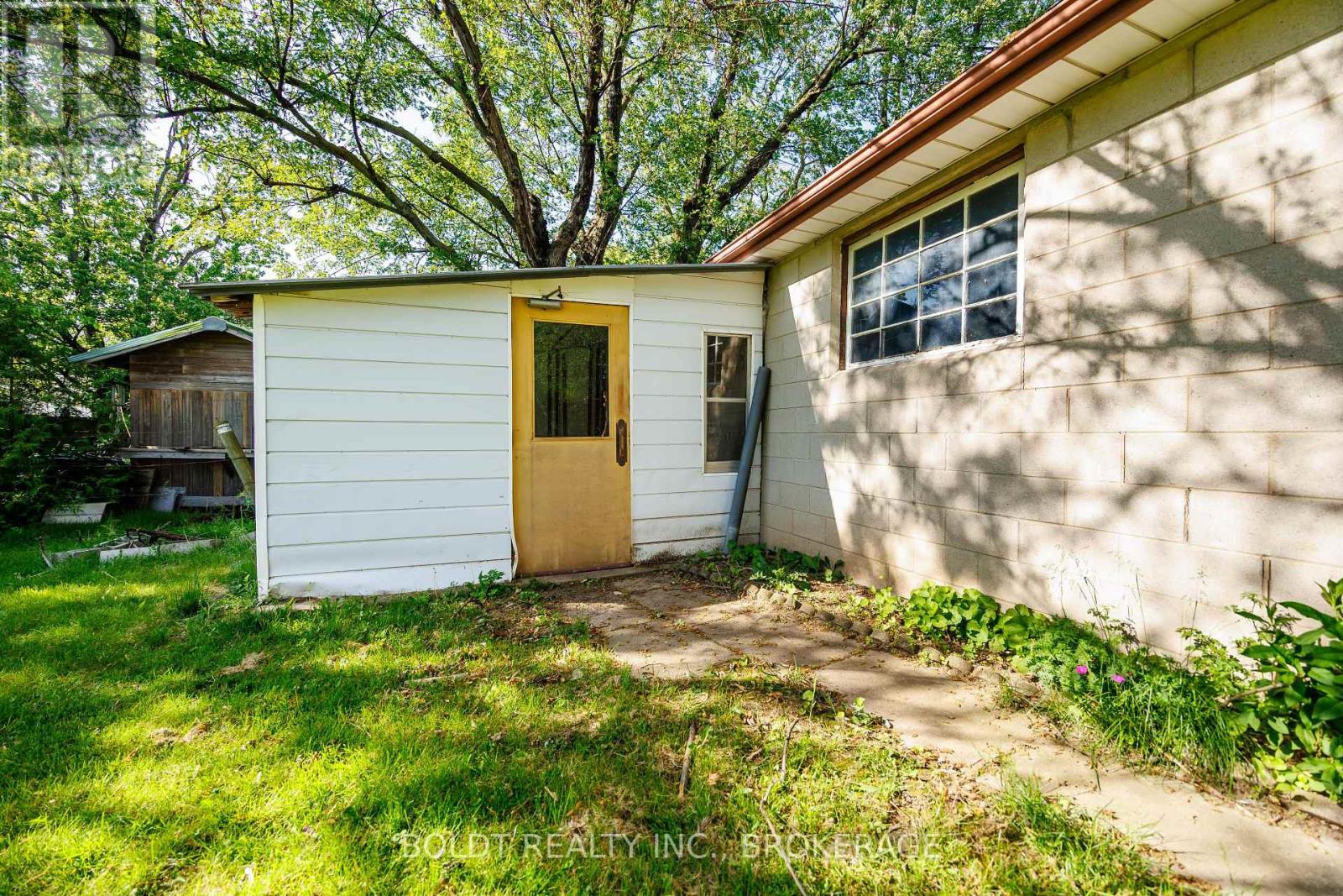 Unit#2 - 127 Louth Street, St. Catharines, Ontario  L2S 2T8 - Photo 17 - X13411814