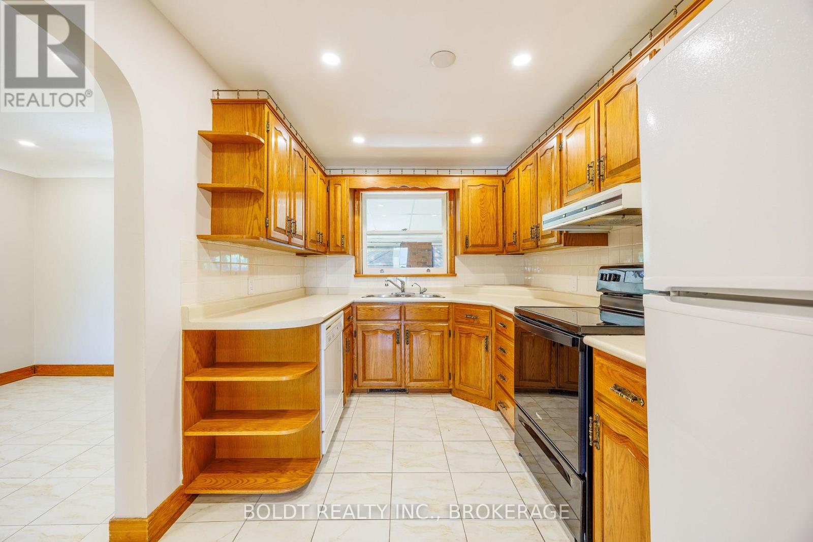 Unit#1 - 127 Louth Street, St. Catharines, Ontario  L2S 2T8 - Photo 11 - X13411816