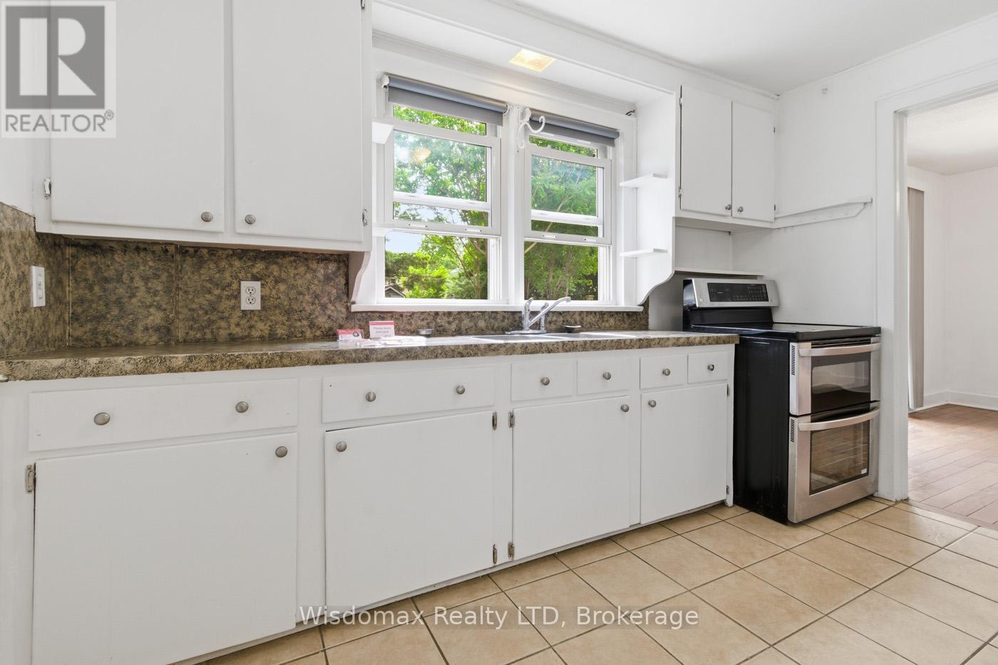 5782 Mouland Street, Niagara Falls, Ontario  L2G 5N7 - Photo 16 - X13412740