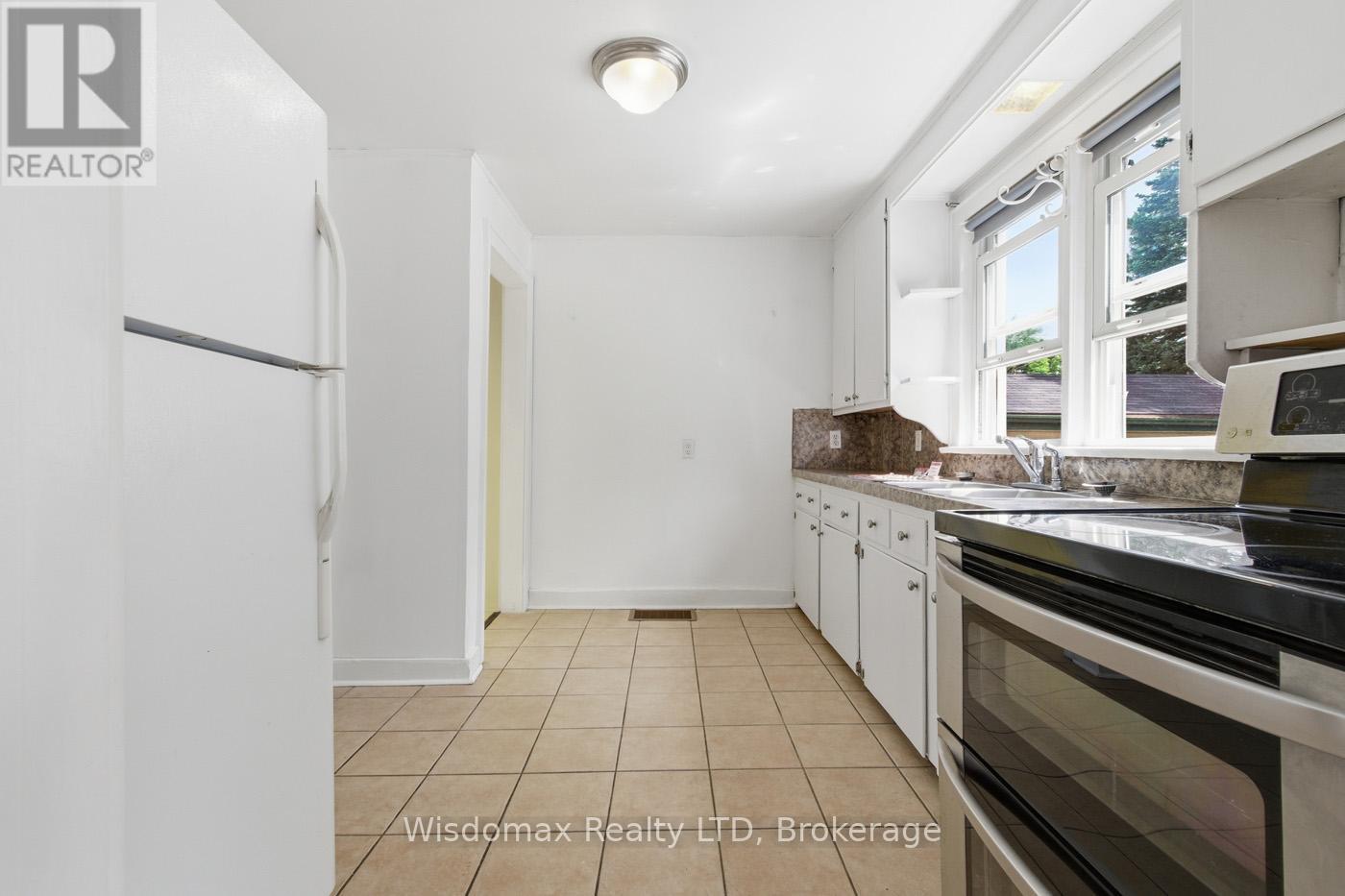 5782 Mouland Street, Niagara Falls, Ontario  L2G 5N7 - Photo 17 - X13412740