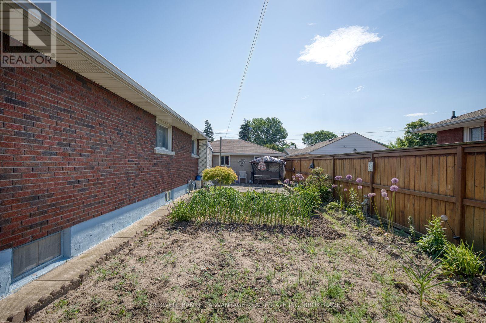 813 Harriet Street, Welland, Ontario  L3B 2J5 - Photo 27 - X13413112