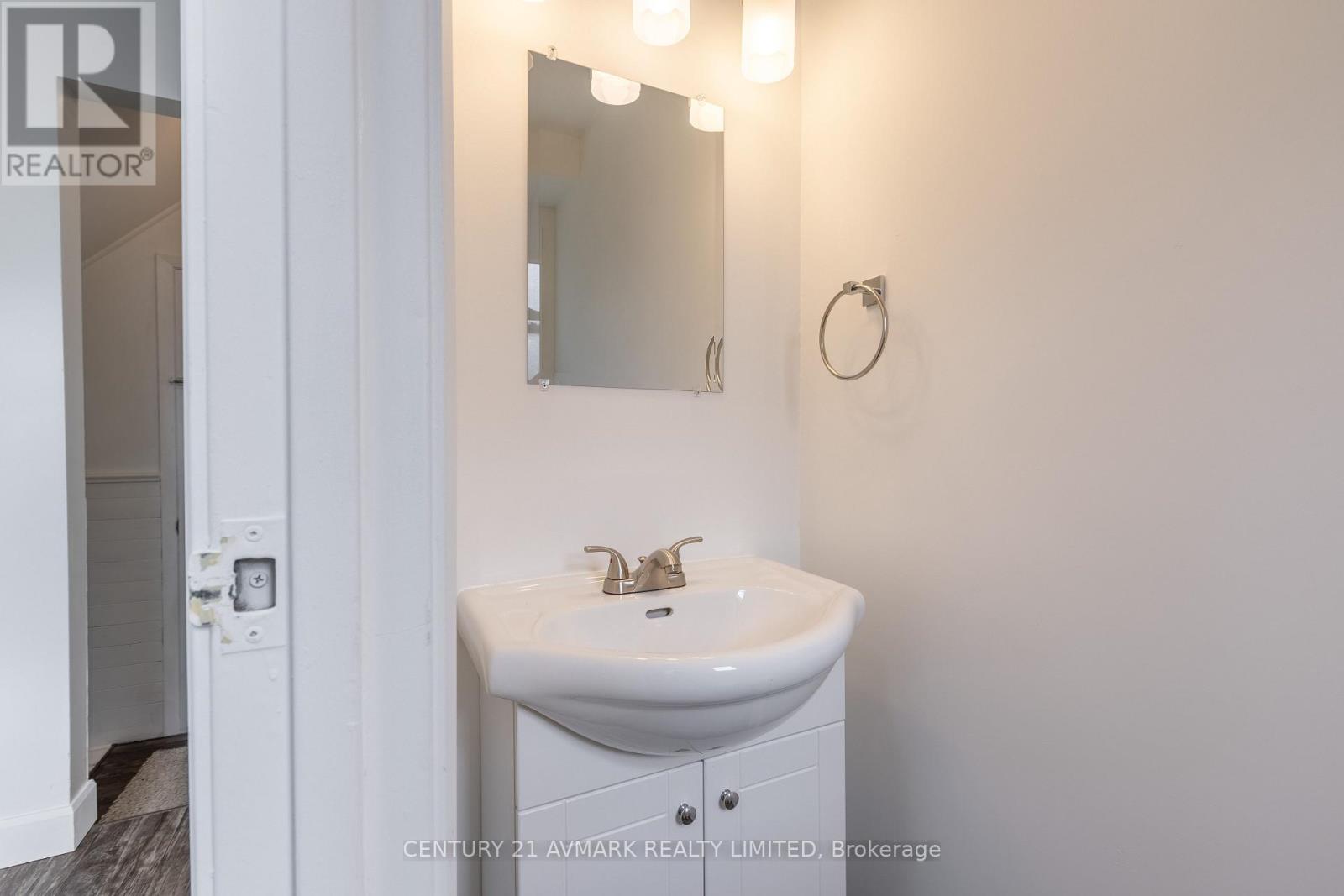 111 Northgate Drive, Welland, Ontario  L3C 5Y3 - Photo 11 - X13413186
