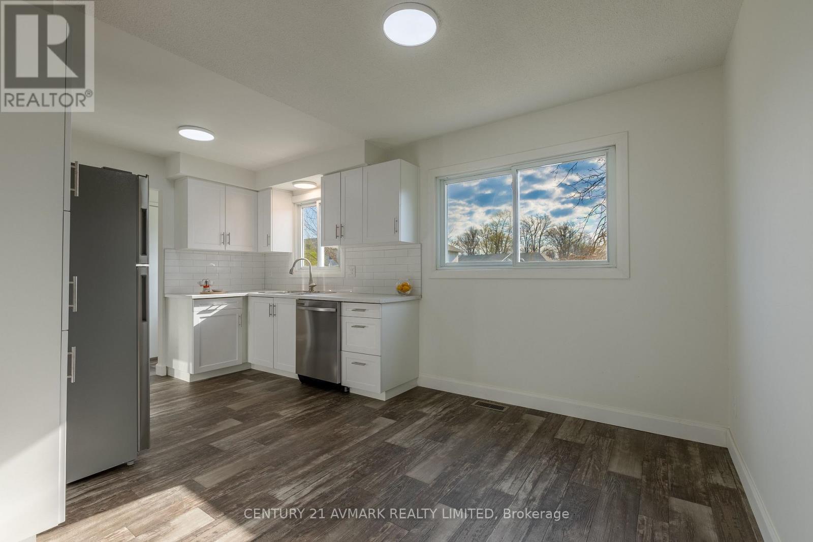 111 Northgate Drive, Welland, Ontario  L3C 5Y3 - Photo 6 - X13413186