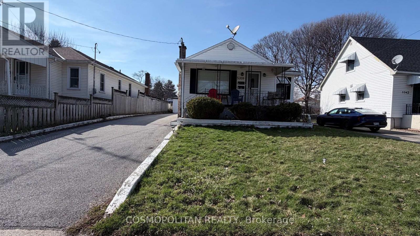 5359 Ontario Avenue, Niagara Falls, Ontario  L2E 3R7 - Photo 2 - X13413454
