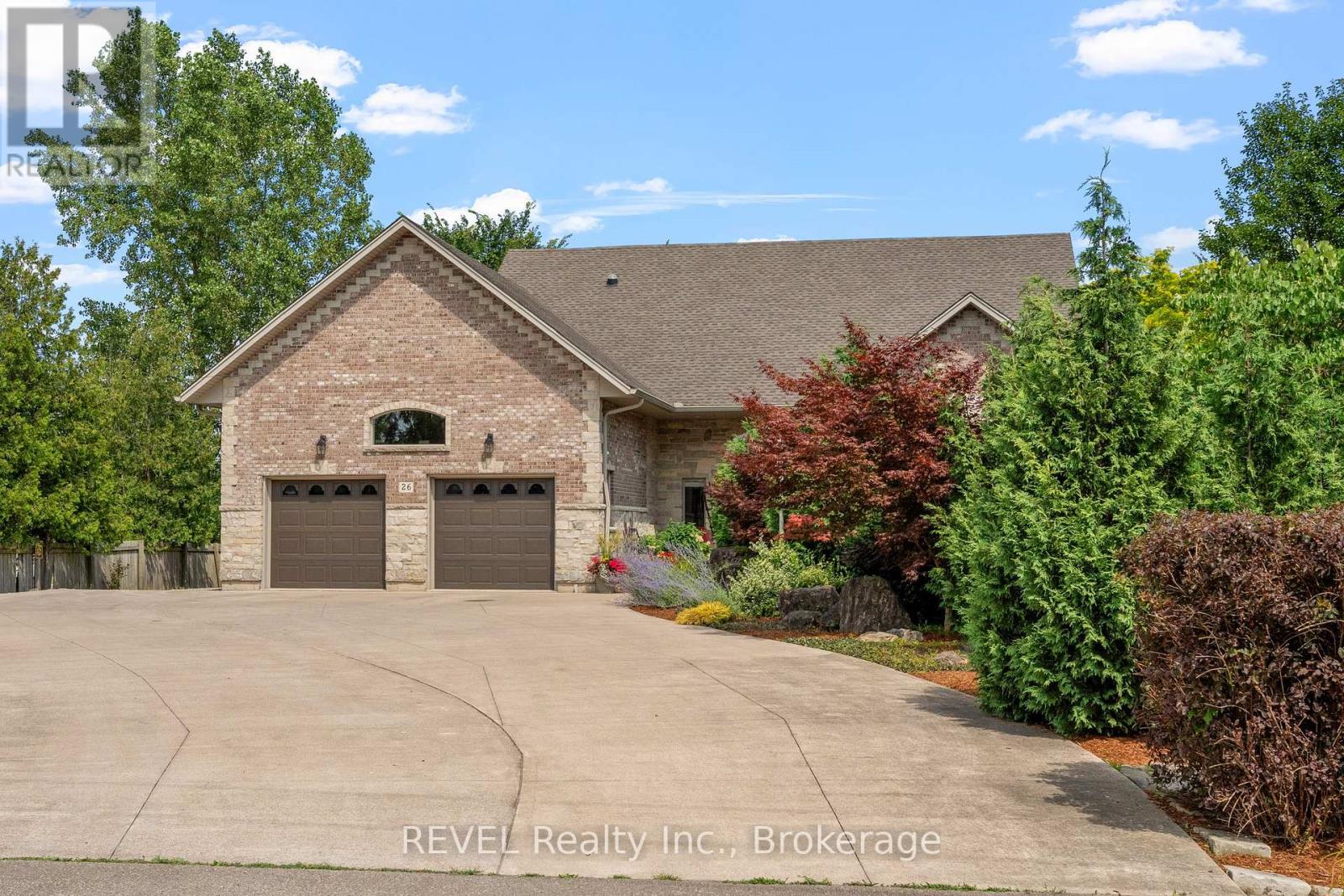 26 KINGSWAY STREET, Welland, Ontario