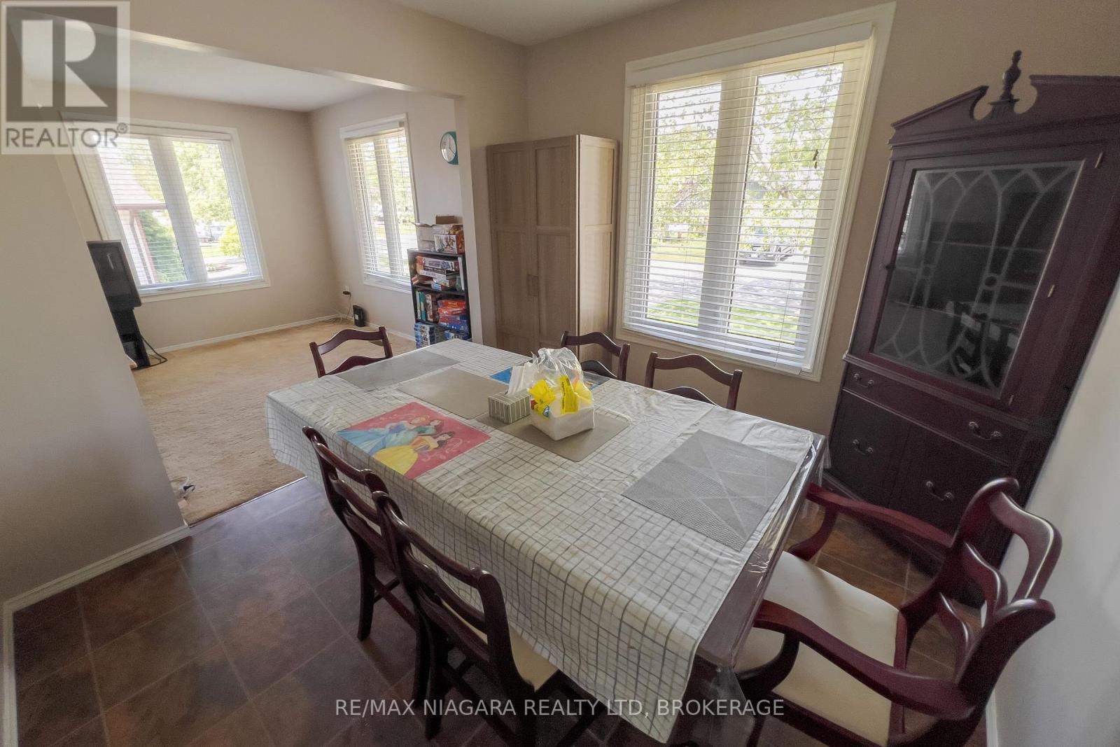 2439 Coral Avenue, Fort Erie, Ontario  L0S 1S0 - Photo 10 - X13416428