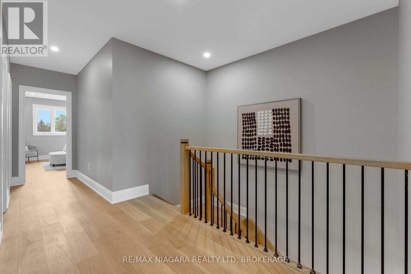 Upper - 6204 Curlin Crescent, Niagara Falls, Ontario  L2H 0B8 - Photo 16 - X13416670