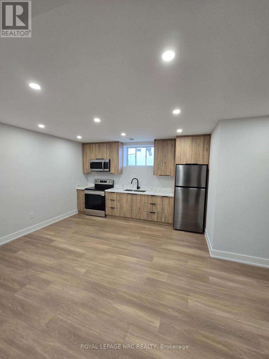 Lower - 7394 Splendour Drive, Niagara Falls, Ontario  L2H 3V7 - Photo 6 - X13418540