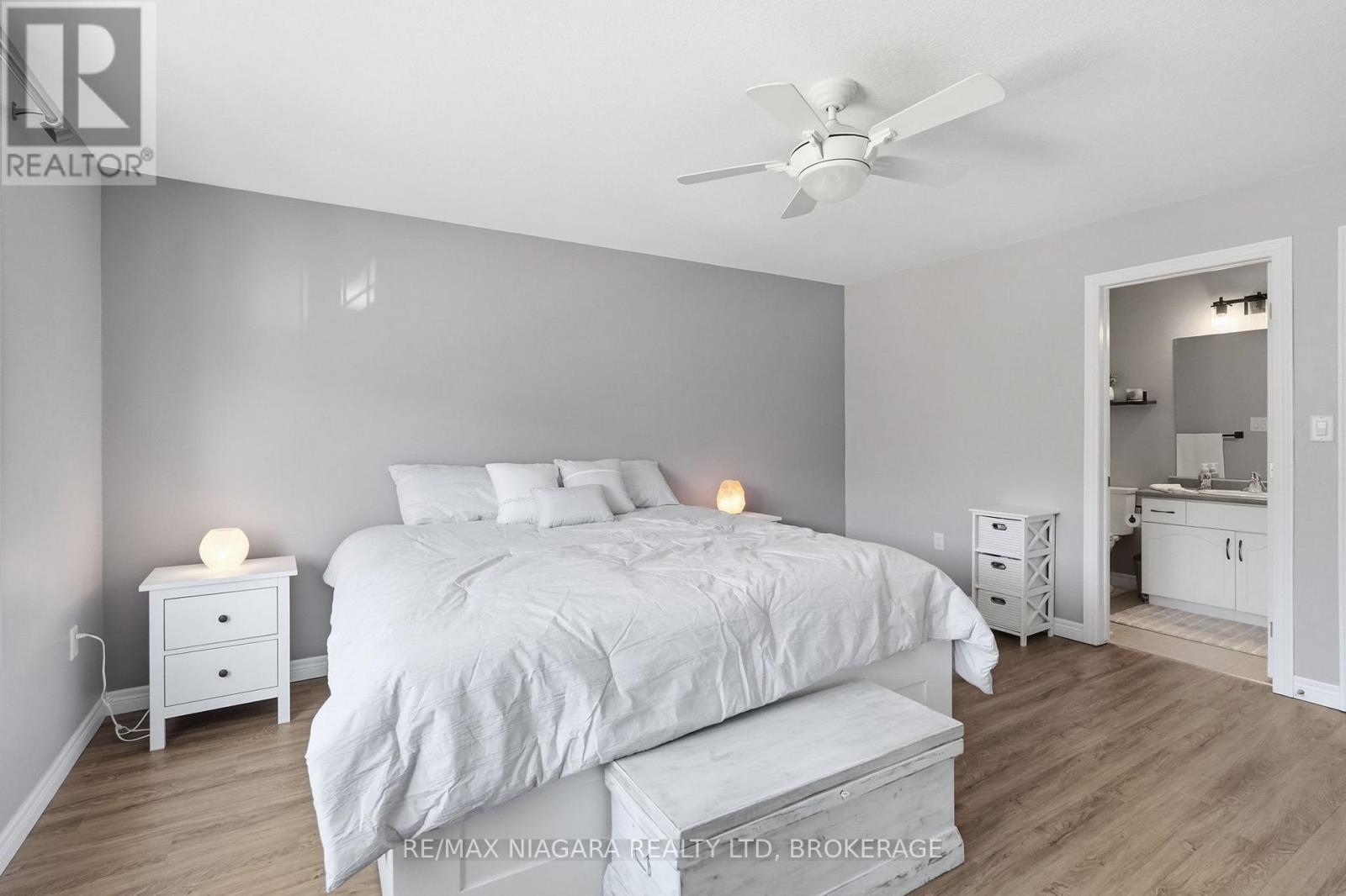 49 Cedar Street, Grimsby, Ontario  L3M 3X8 - Photo 22 - X13418582