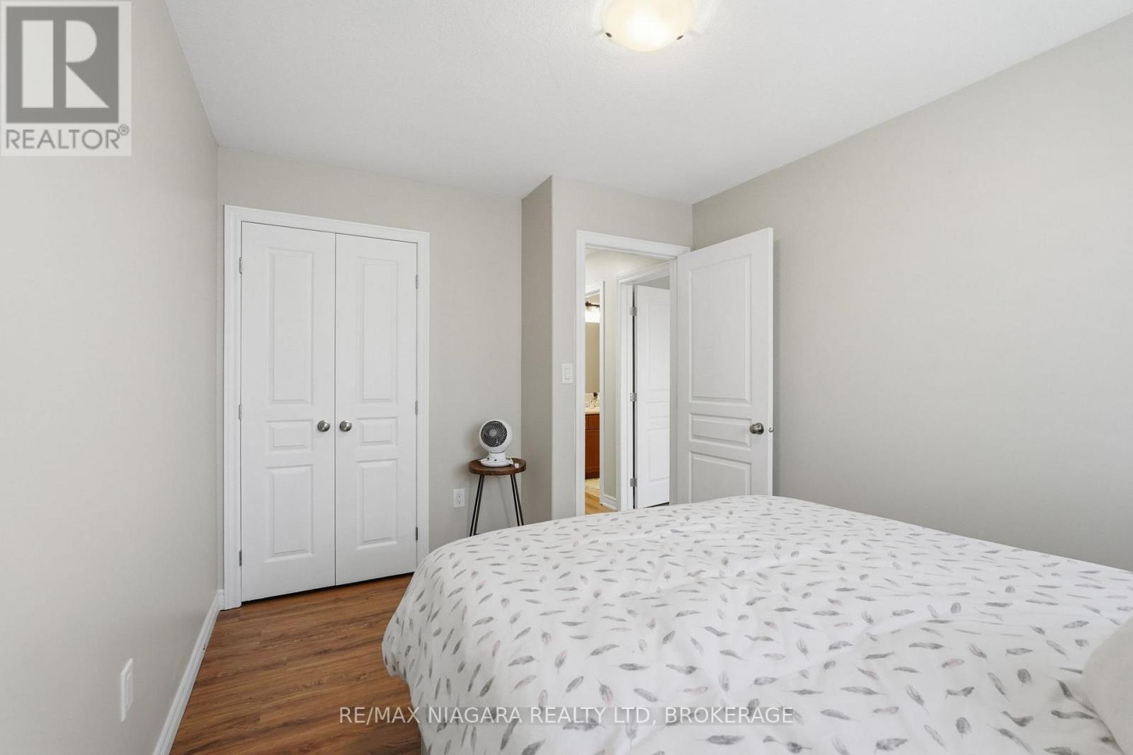 49 Cedar Street, Grimsby, Ontario  L3M 3X8 - Photo 29 - X13418582