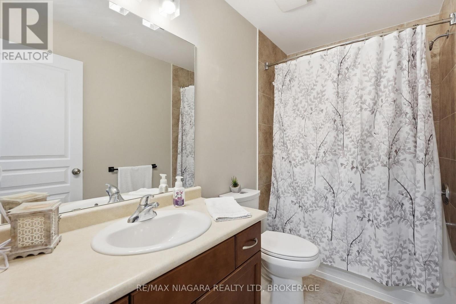 49 Cedar Street, Grimsby, Ontario  L3M 3X8 - Photo 30 - X13418582