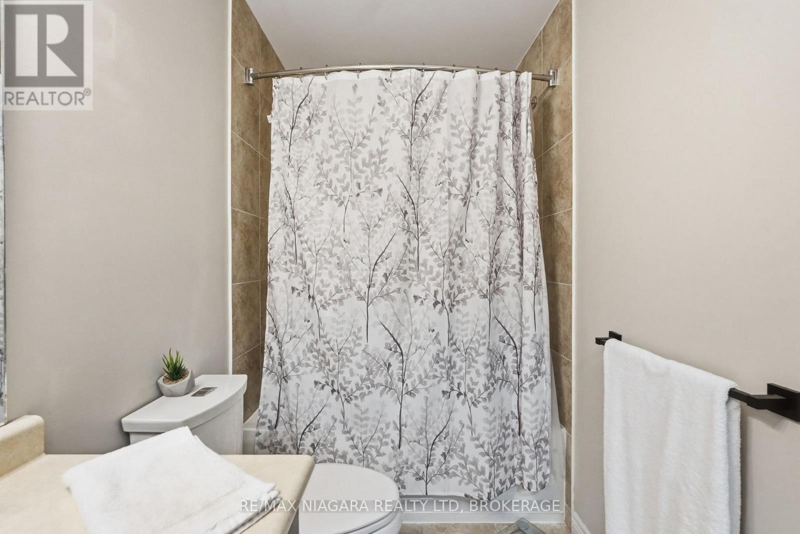 49 Cedar Street, Grimsby, Ontario  L3M 3X8 - Photo 31 - X13418582