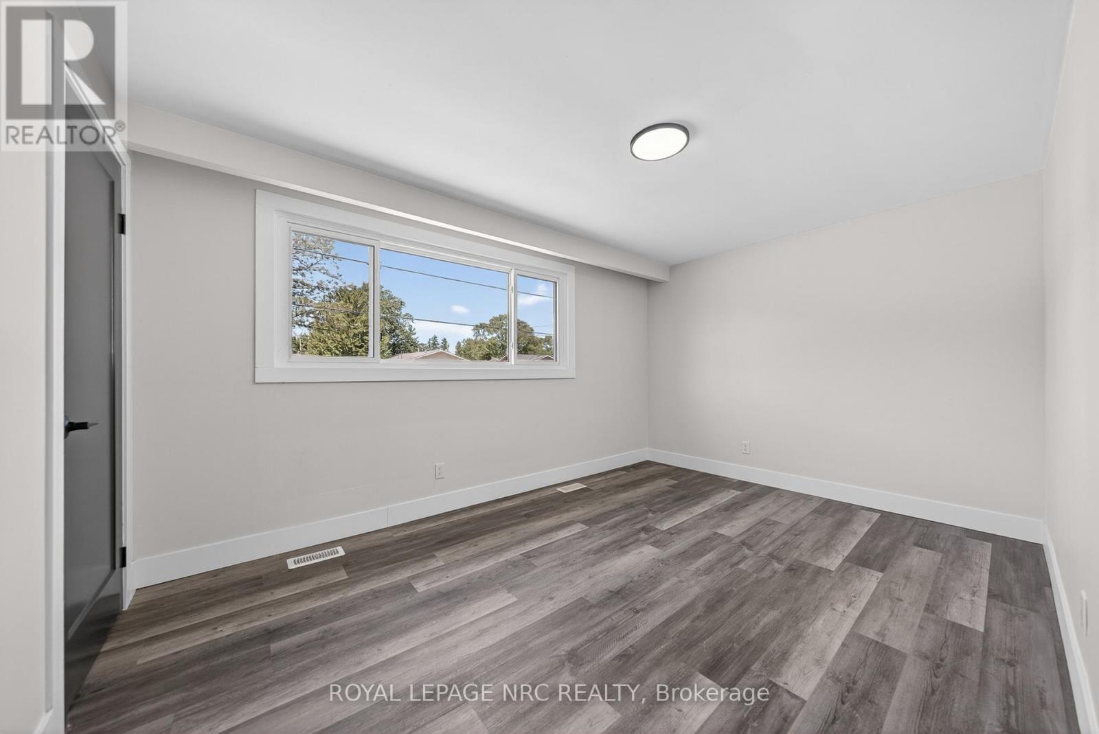 970 Parkdale Avenue, Fort Erie, Ontario  L2A 5B6 - Photo 20 - X13419156