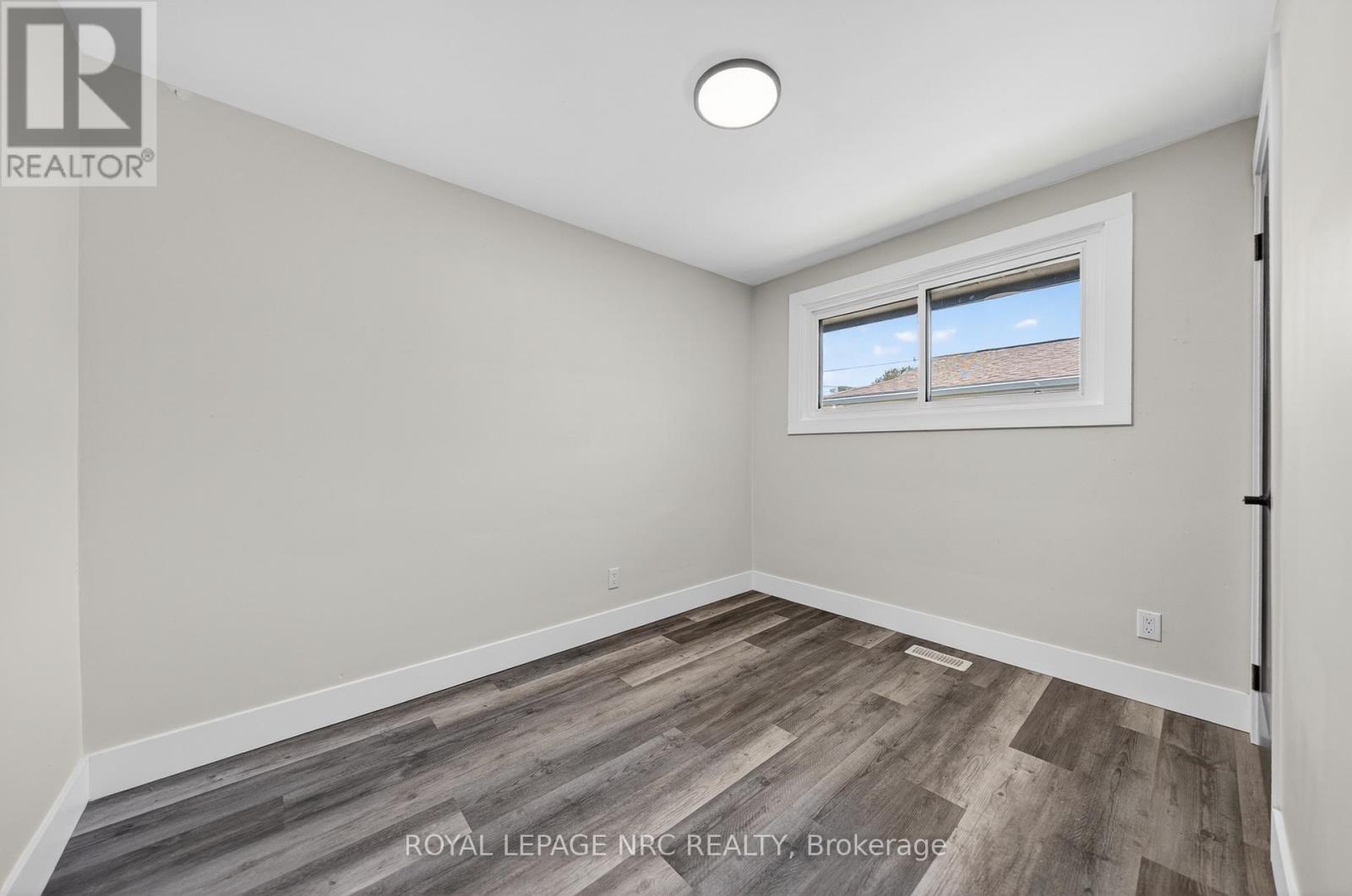 970 Parkdale Avenue, Fort Erie, Ontario  L2A 5B6 - Photo 23 - X13419156
