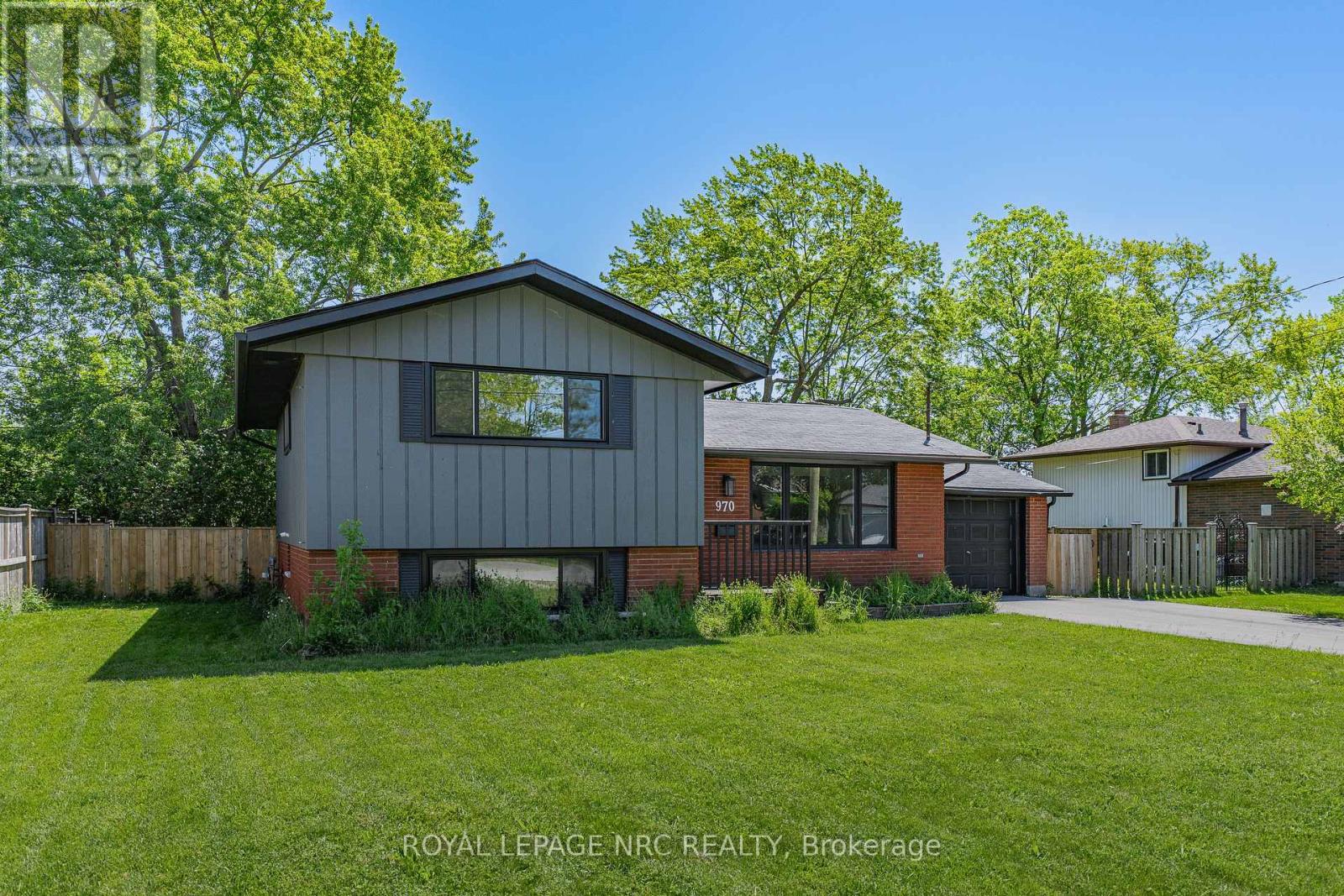 970 Parkdale Avenue, Fort Erie, Ontario  L2A 5B6 - Photo 3 - X13419156