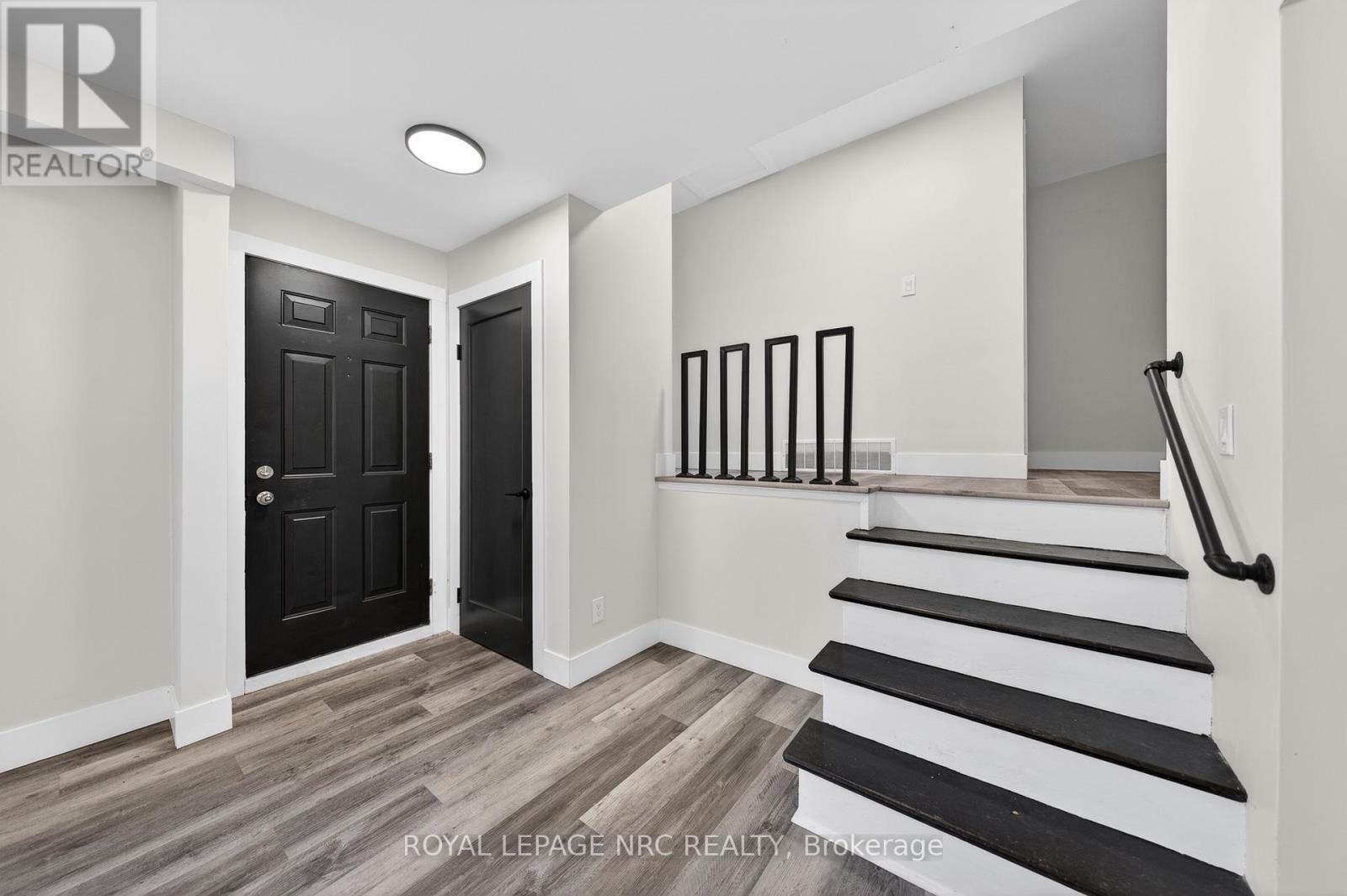970 Parkdale Avenue, Fort Erie, Ontario  L2A 5B6 - Photo 5 - X13419156