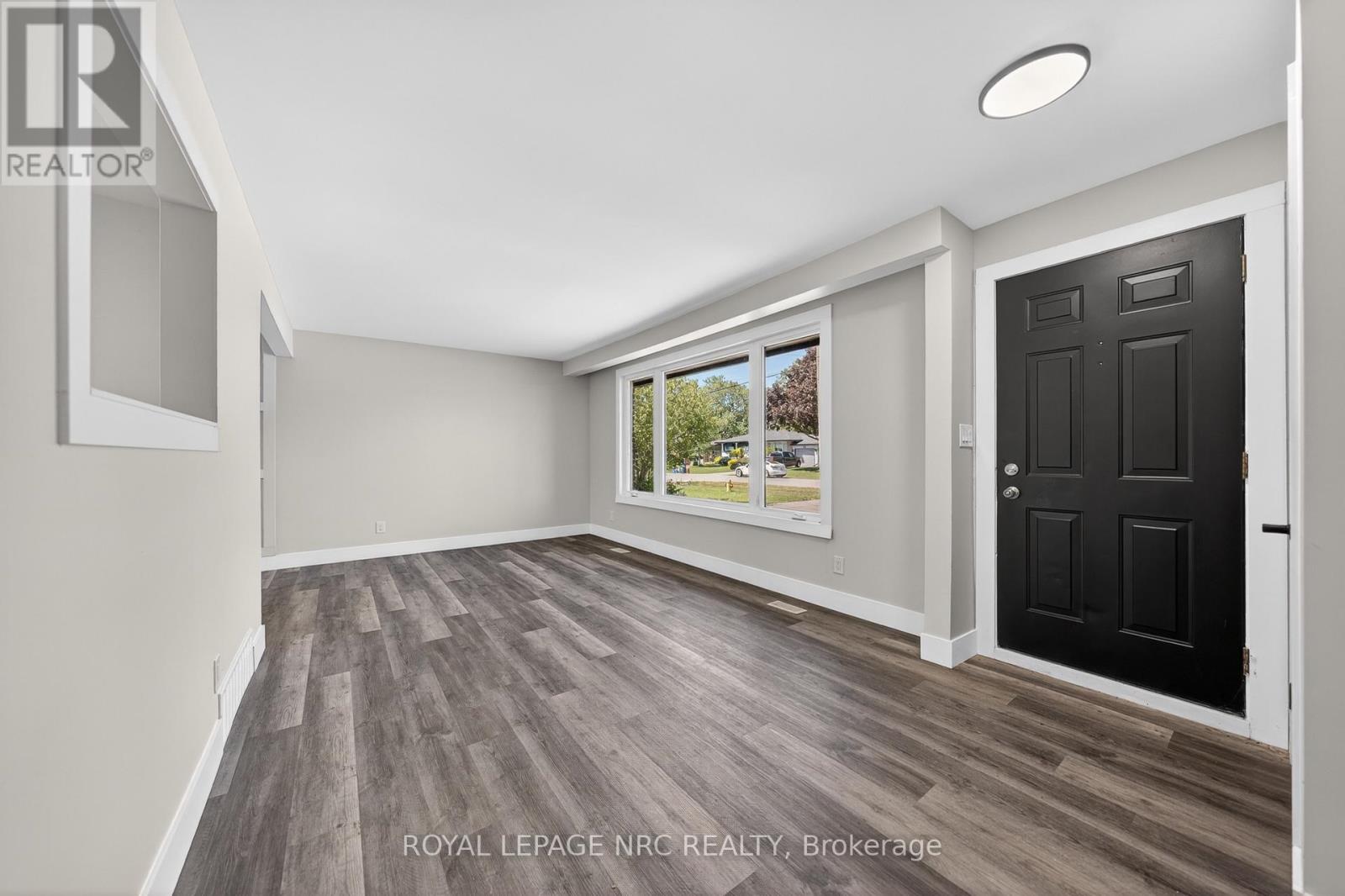 970 Parkdale Avenue, Fort Erie, Ontario  L2A 5B6 - Photo 7 - X13419156
