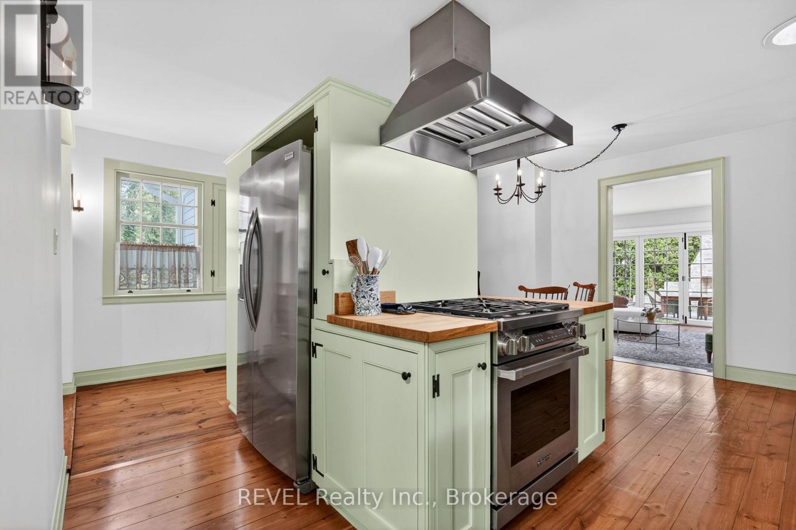 235 Simcoe Street, Niagara-On-The-Lake, Ontario  L0S 1J0 - Photo 10 - X13419564