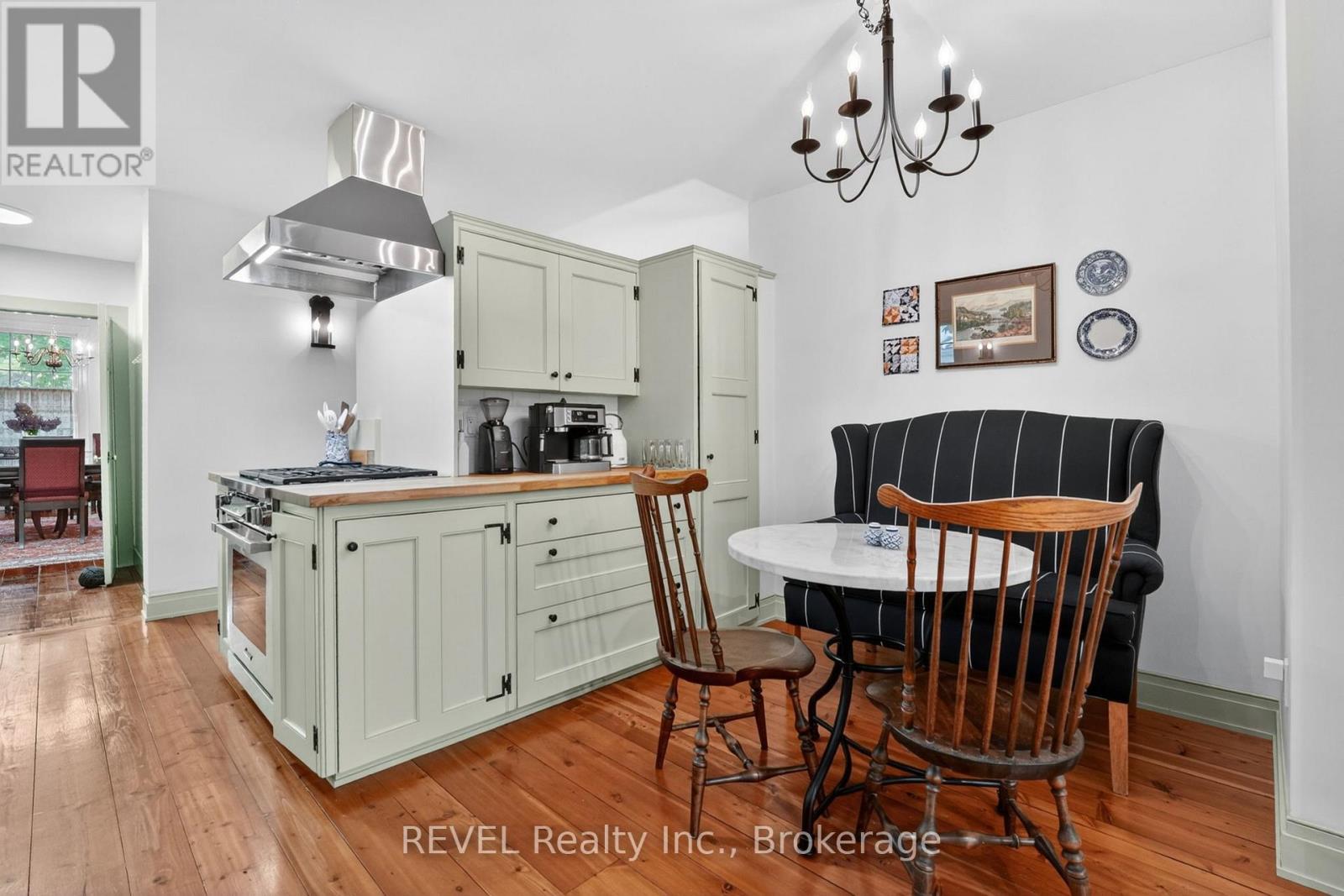235 Simcoe Street, Niagara-On-The-Lake, Ontario  L0S 1J0 - Photo 13 - X13419564