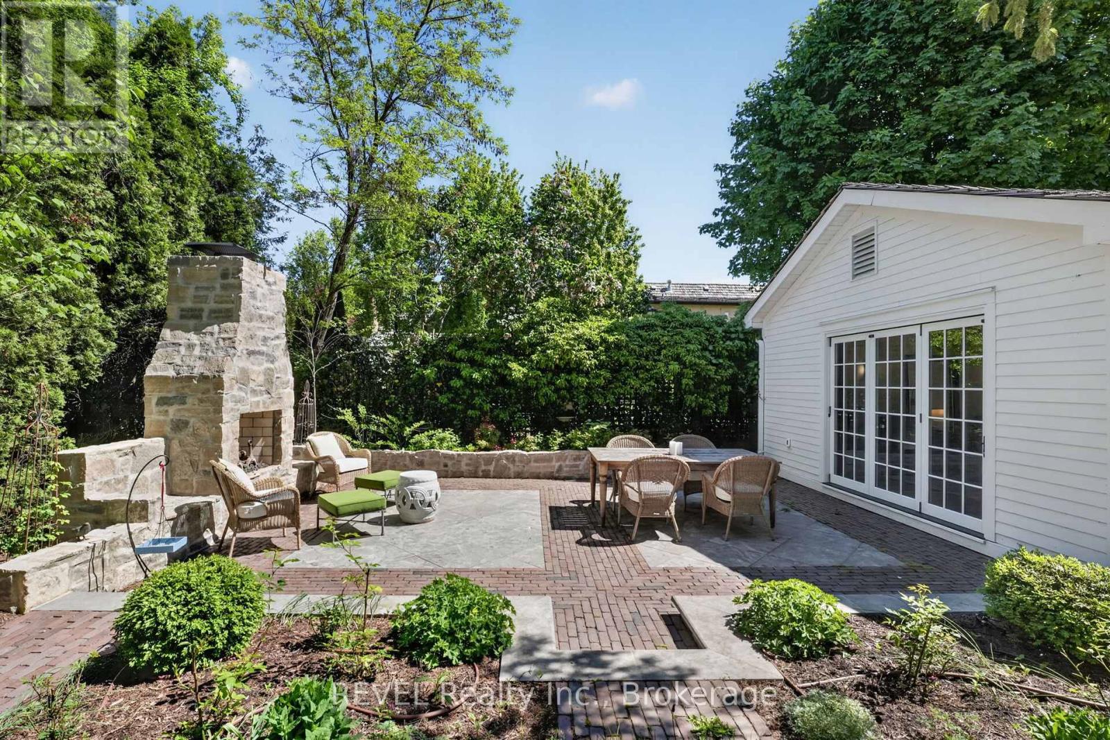 235 Simcoe Street, Niagara-On-The-Lake, Ontario  L0S 1J0 - Photo 38 - X13419564