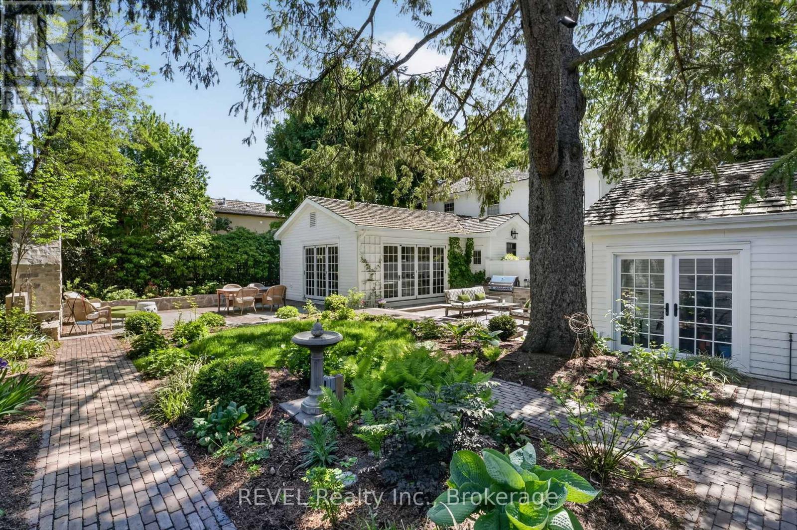 235 Simcoe Street, Niagara-On-The-Lake, Ontario  L0S 1J0 - Photo 39 - X13419564
