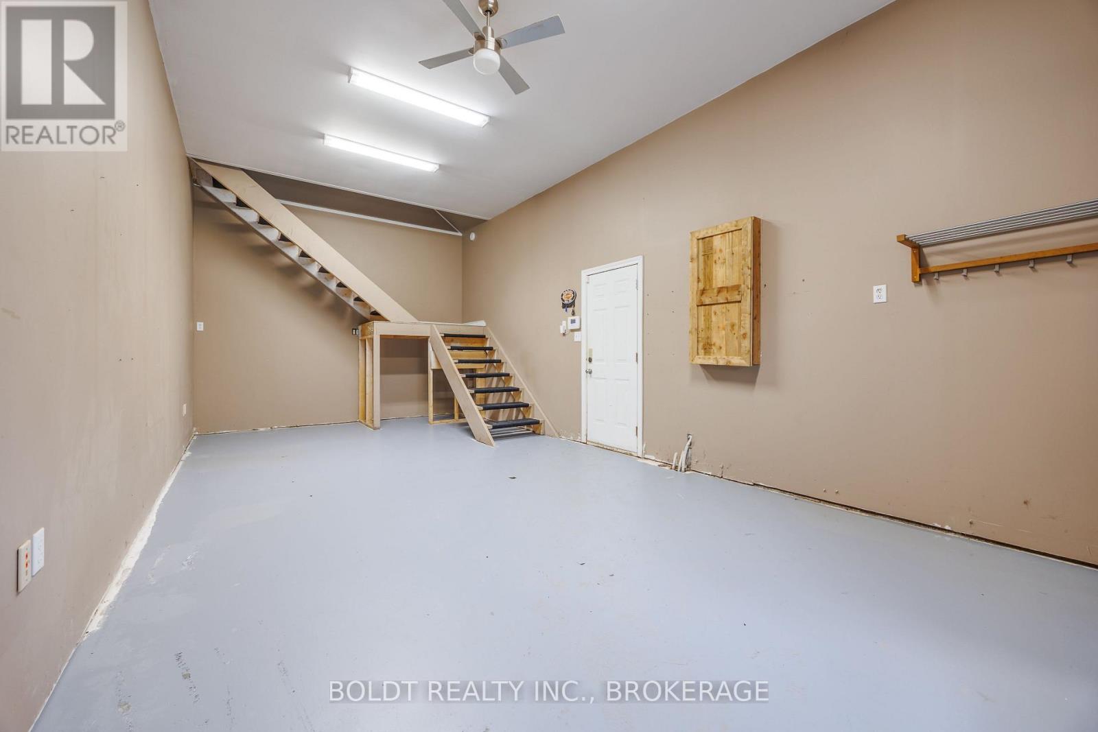 19 Patricia Avenue, Welland, Ontario  L3C 1E7 - Photo 22 - X13420260