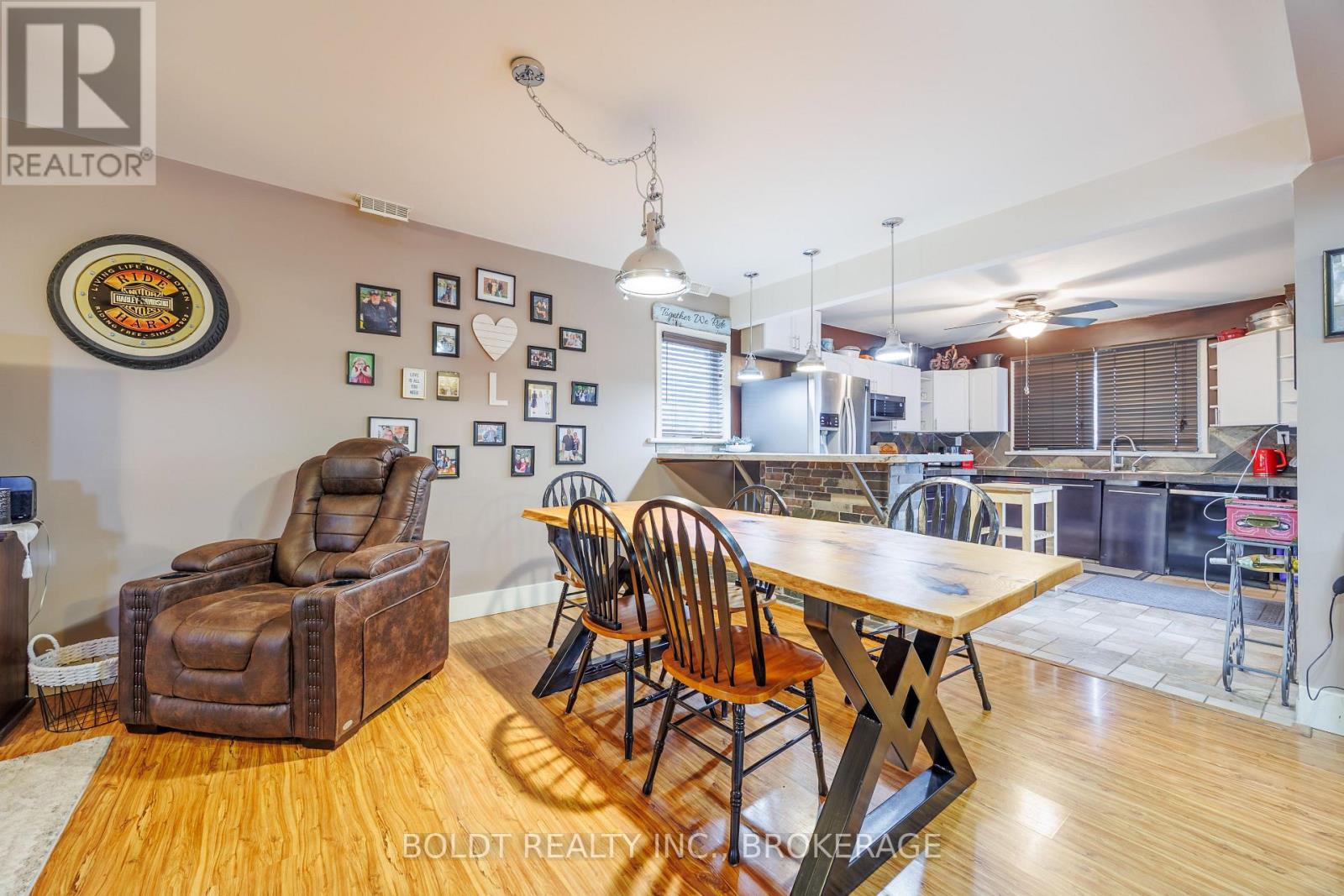 19 Patricia Avenue, Welland, Ontario  L3C 1E7 - Photo 5 - X13420260