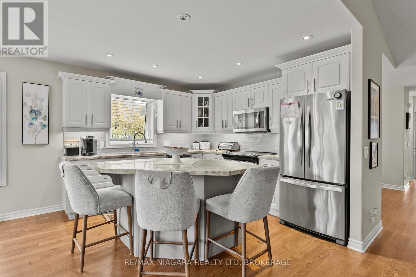 34 Rose Glen Crescent, Niagara-On-The-Lake, Ontario  L0S 1T0 - Photo 13 - X13420430
