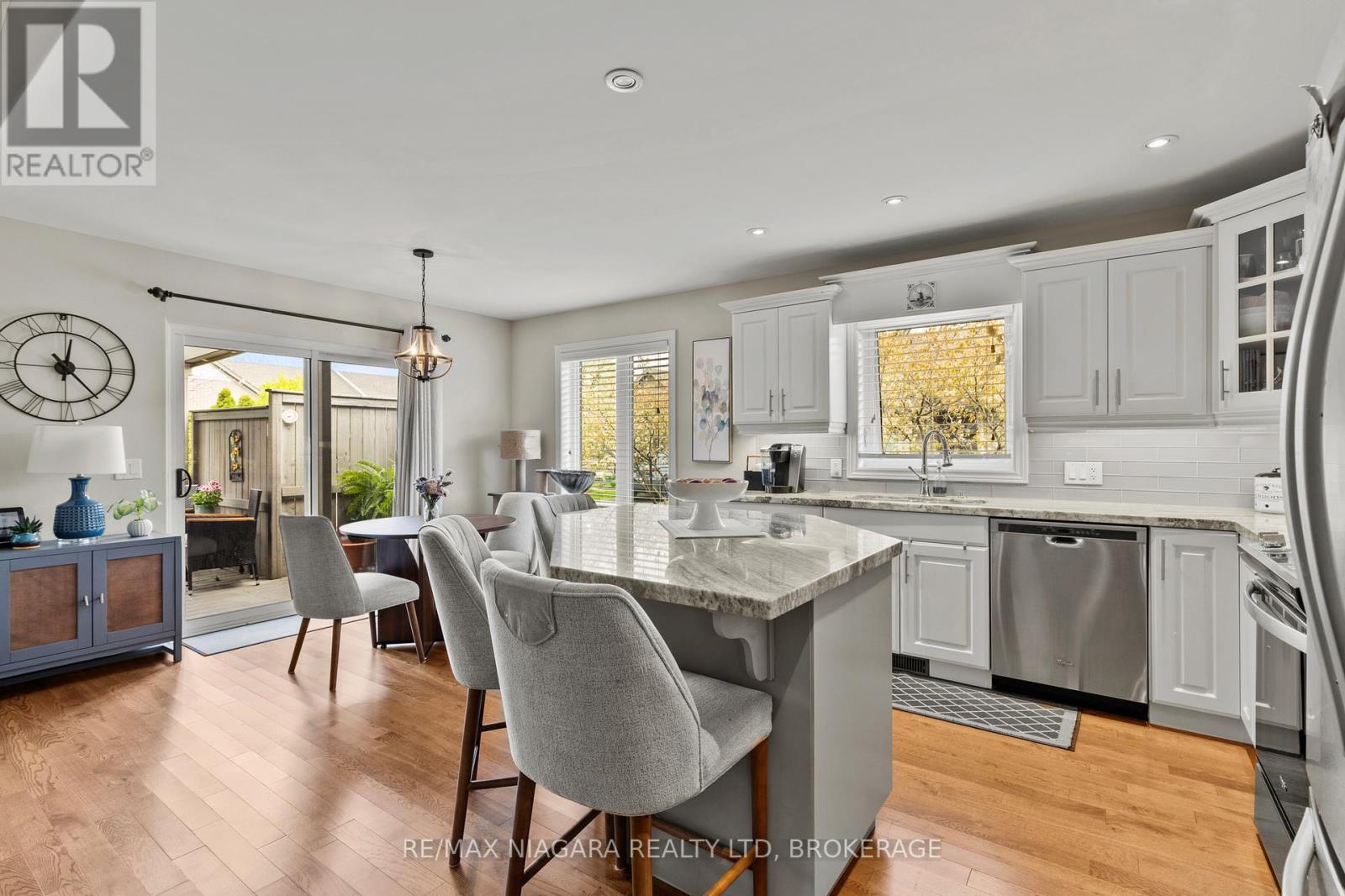 34 Rose Glen Crescent, Niagara-On-The-Lake, Ontario  L0S 1T0 - Photo 14 - X13420430