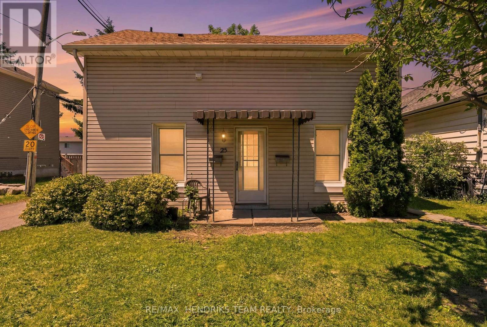 25 BESSEY STREET, St. Catharines, Ontario