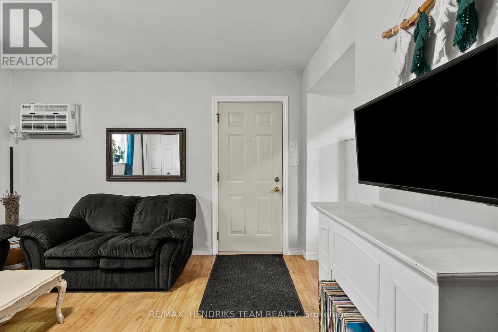 25 Bessey Street, St. Catharines, Ontario  L2T 1L9 - Photo 22 - X13420694
