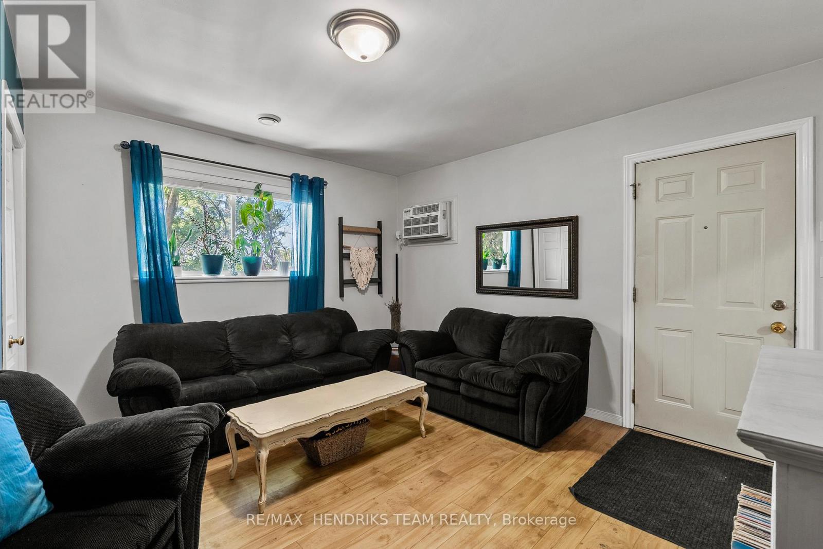 25 Bessey Street, St. Catharines, Ontario  L2T 1L9 - Photo 23 - X13420694