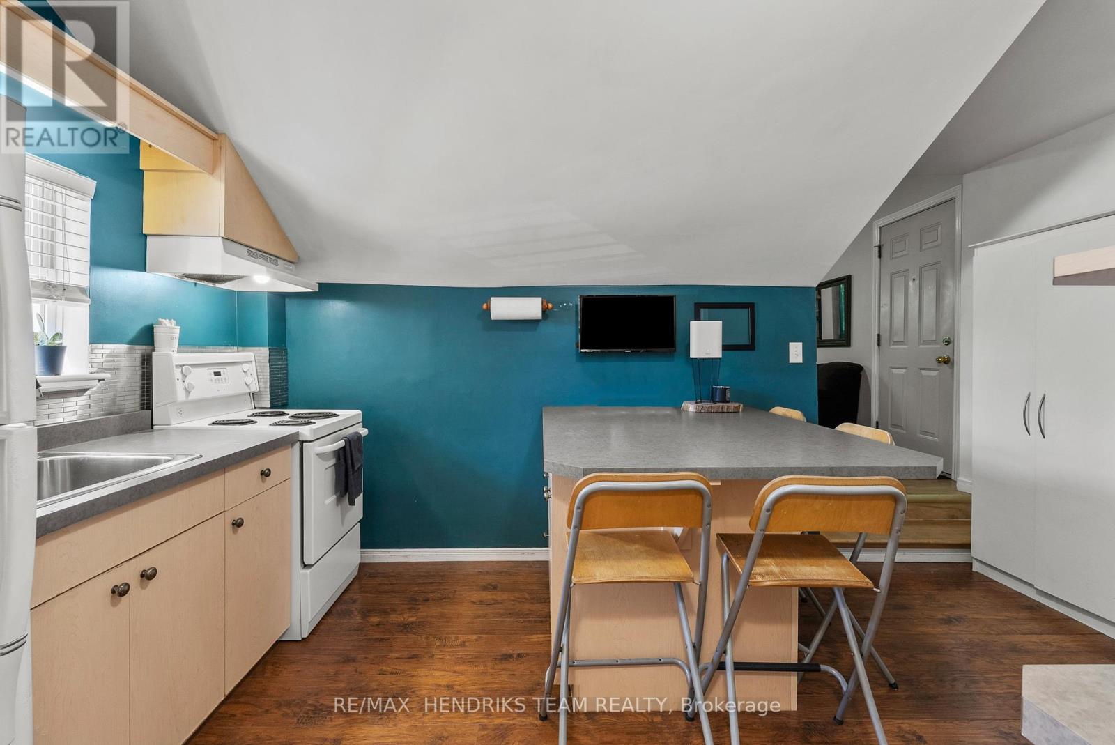 25 Bessey Street, St. Catharines, Ontario  L2T 1L9 - Photo 29 - X13420694
