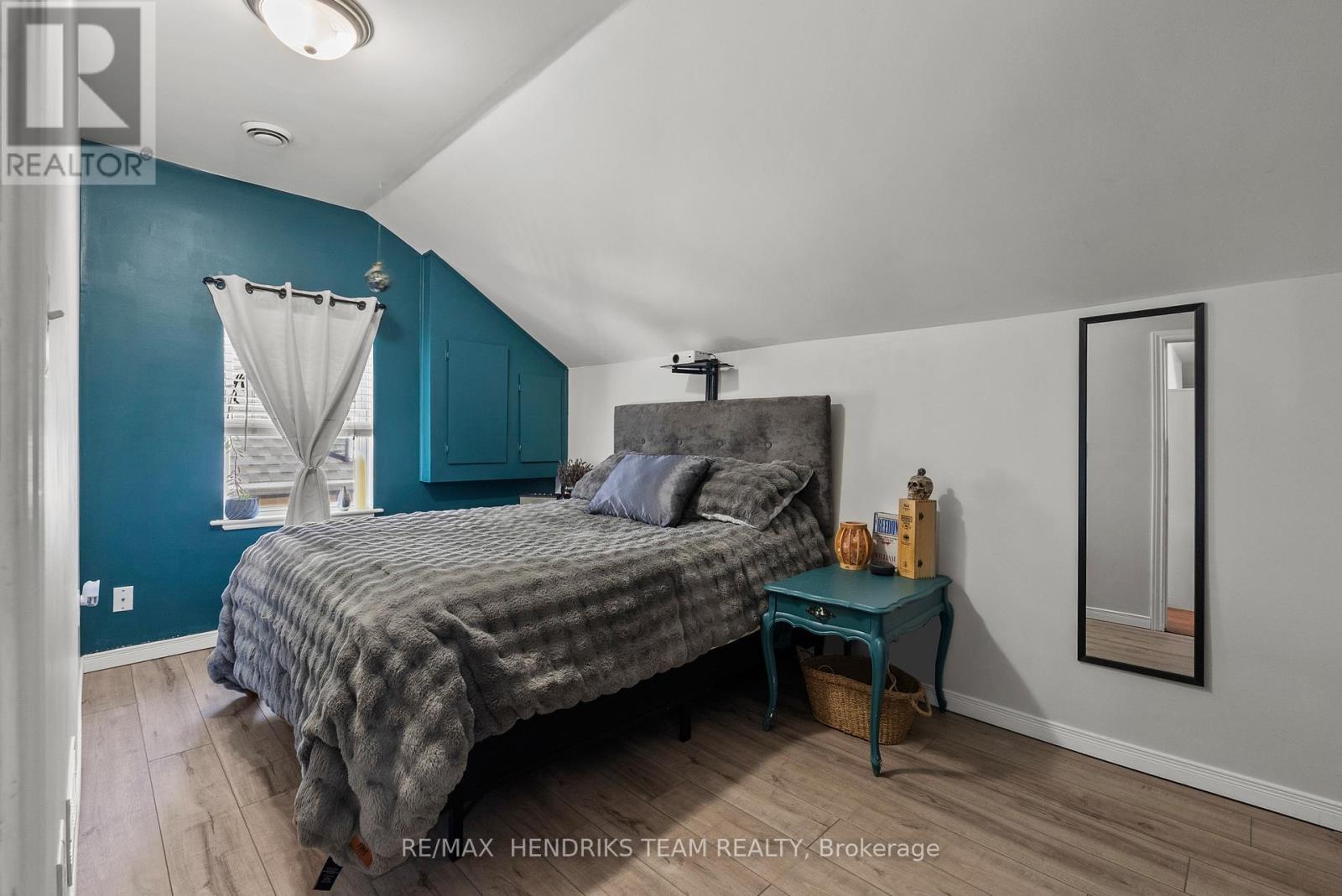 25 Bessey Street, St. Catharines, Ontario  L2T 1L9 - Photo 33 - X13420694