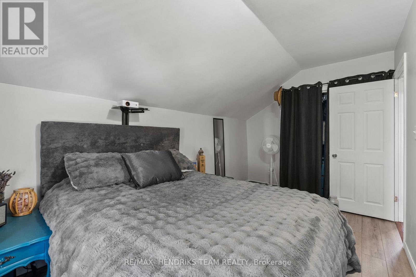 25 Bessey Street, St. Catharines, Ontario  L2T 1L9 - Photo 35 - X13420694