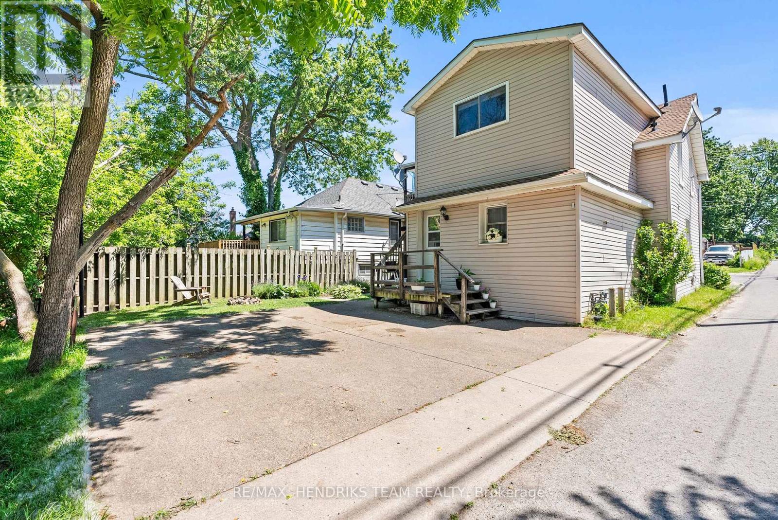 25 Bessey Street, St. Catharines, Ontario  L2T 1L9 - Photo 39 - X13420694