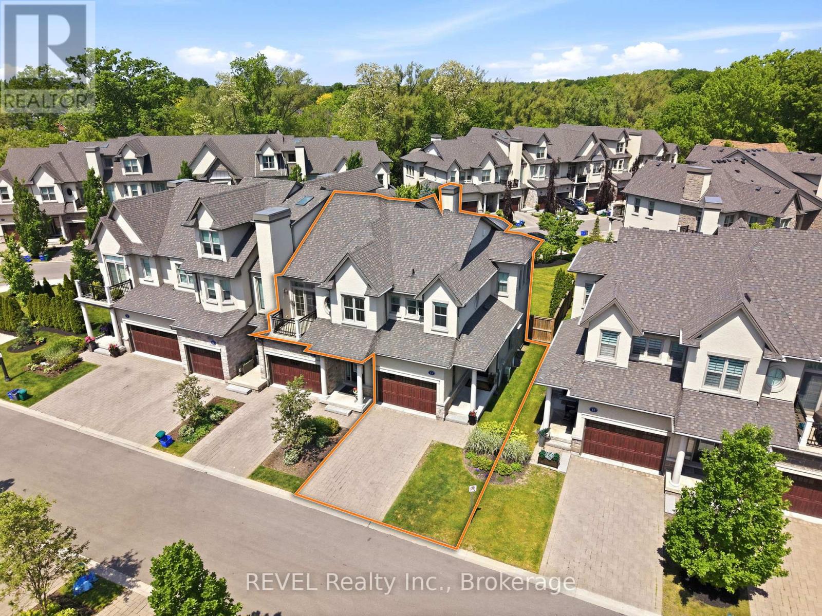 S14 - 14 St. Andrews Lane S, Niagara-On-The-Lake, Ontario  L0S 1J0 - Photo 2 - X13422064