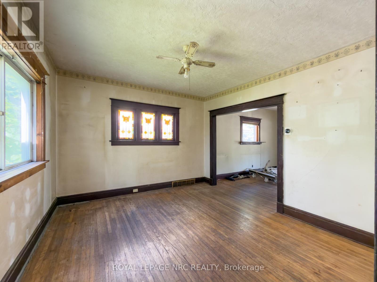 5108 Mcrae Street, Niagara Falls, Ontario  L2E 1P5 - Photo 11 - X13422354