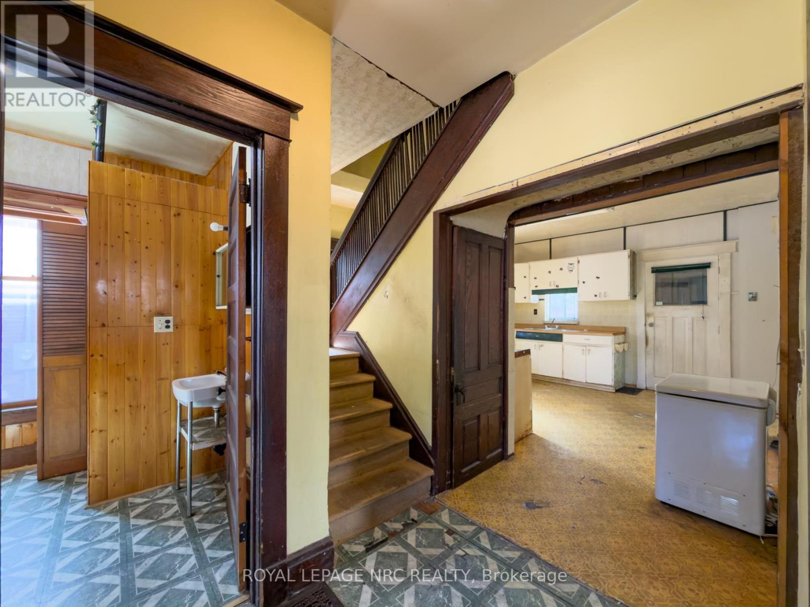 5108 Mcrae Street, Niagara Falls, Ontario  L2E 1P5 - Photo 13 - X13422354