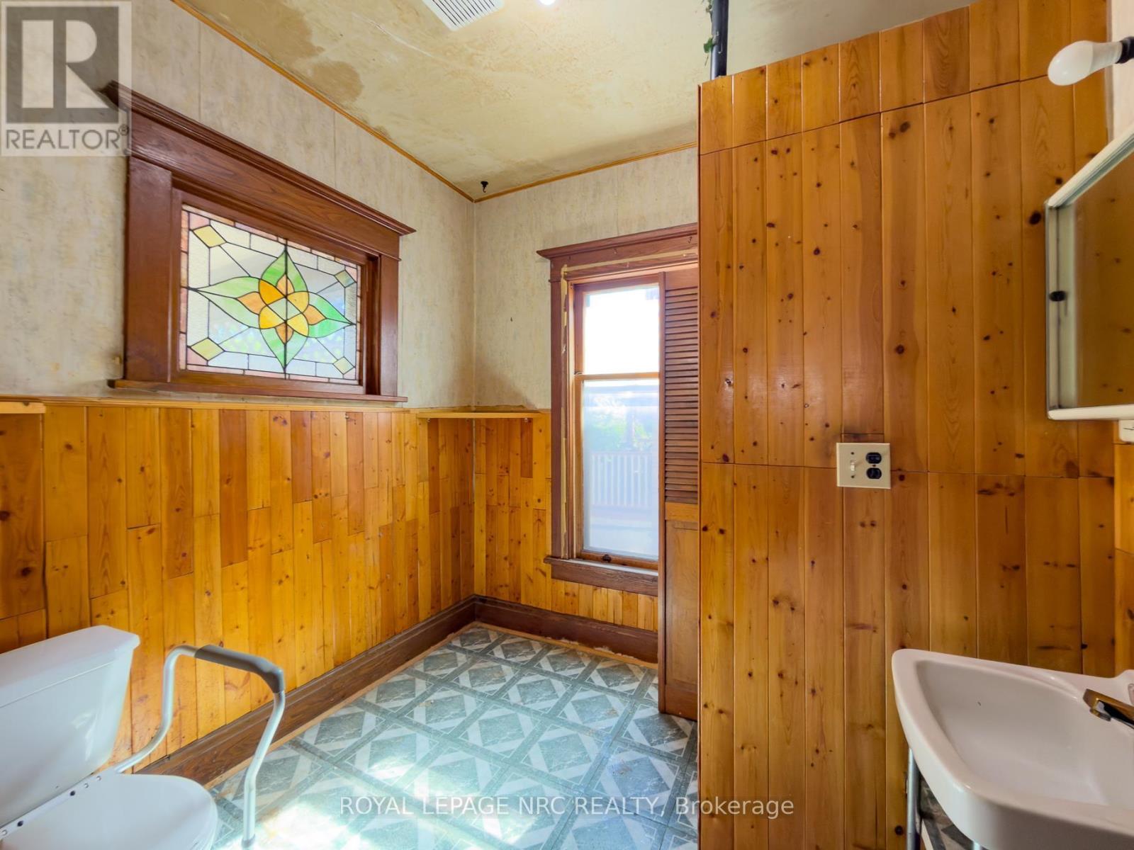 5108 Mcrae Street, Niagara Falls, Ontario  L2E 1P5 - Photo 19 - X13422354