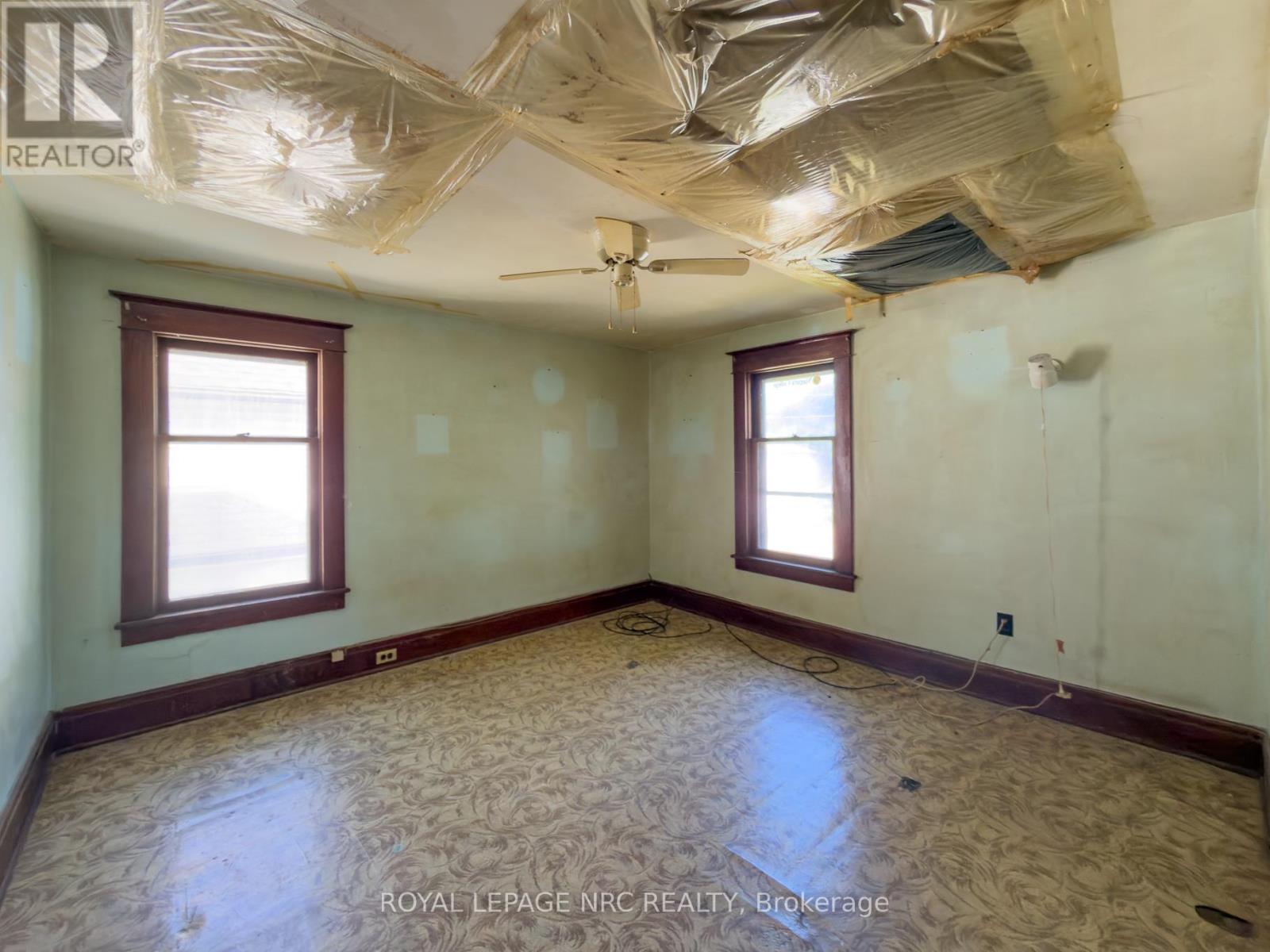 5108 Mcrae Street, Niagara Falls, Ontario  L2E 1P5 - Photo 24 - X13422354