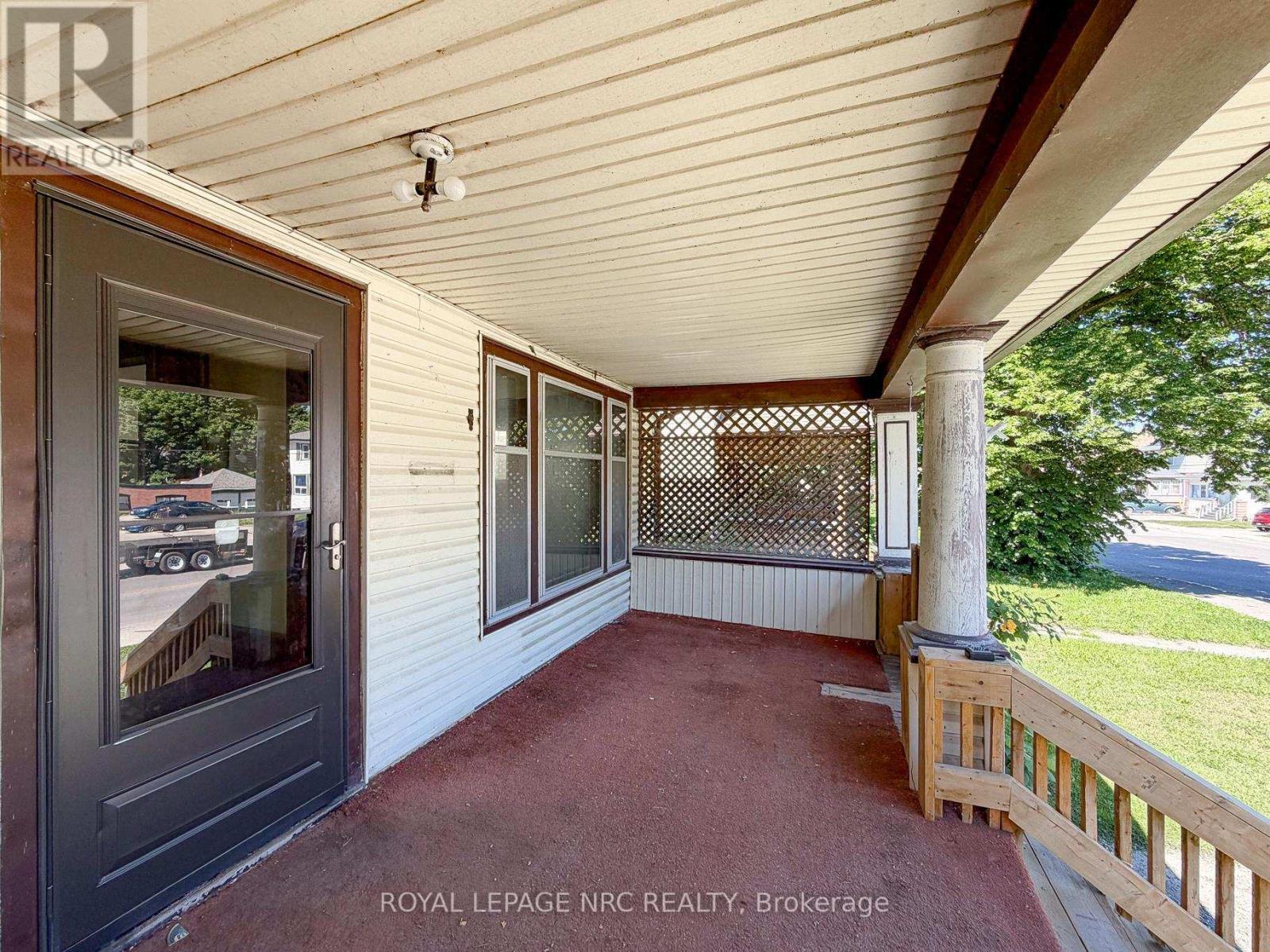 5108 Mcrae Street, Niagara Falls, Ontario  L2E 1P5 - Photo 7 - X13422354