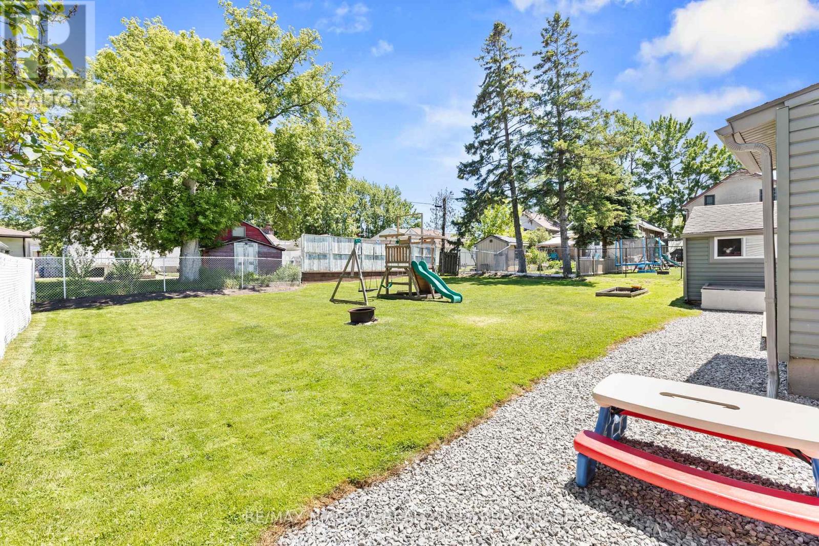 17 Humboldt Parkway, Port Colborne, Ontario  L3K 2H1 - Photo 36 - X13422882