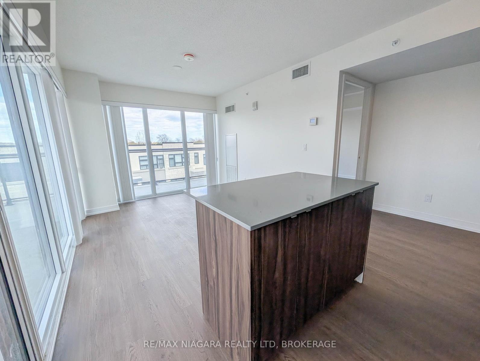 B430 - 1119 Cooke Boulevard, Burlington, Ontario  L7T 0C7 - Photo 8 - W13422964
