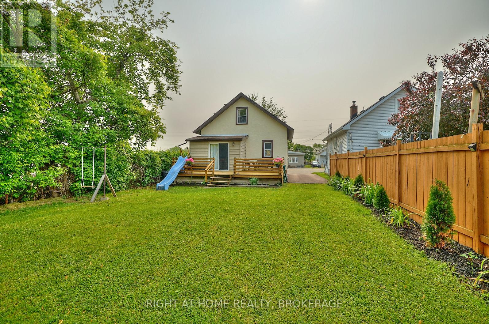 4367 Homewood Avenue, Niagara Falls, Ontario  L2E 4X3 - Photo 35 - X13425568
