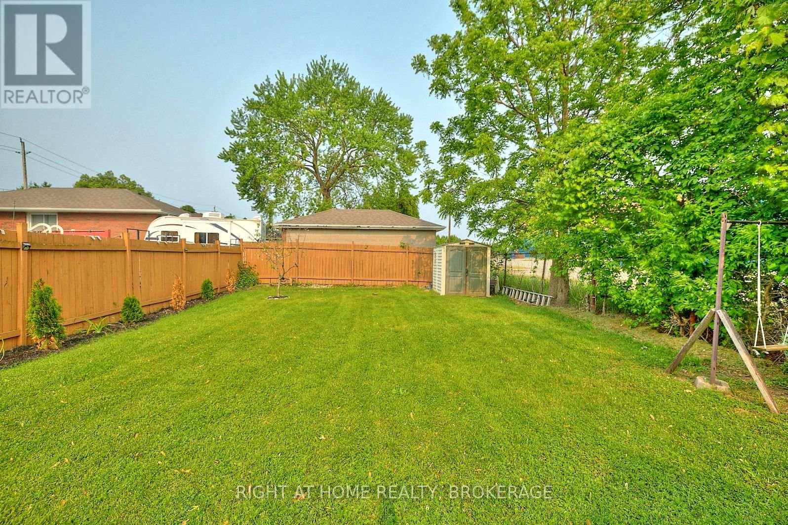 4367 Homewood Avenue, Niagara Falls, Ontario  L2E 4X3 - Photo 38 - X13425568